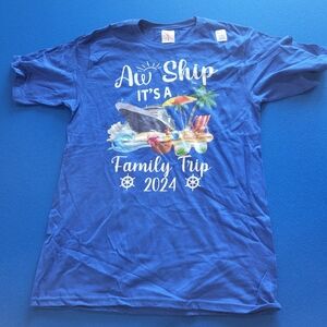 NWOT 2024 Family Trip Blue Graphic Short Sleeve Tee / Size Small